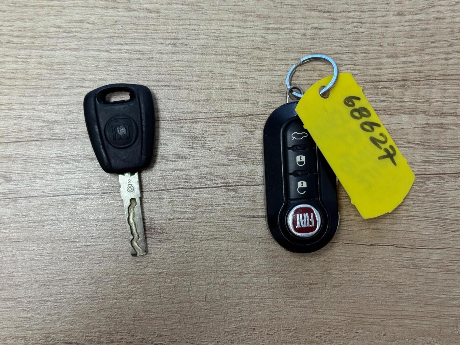 FIAT PUNTO 1.2 POP 3DR 2015 65 3,000 SOLD SERVICED MOT D 6 MONTH......